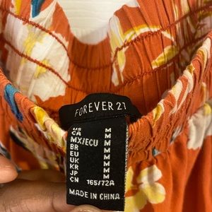 Forever 21 size M Floral pants